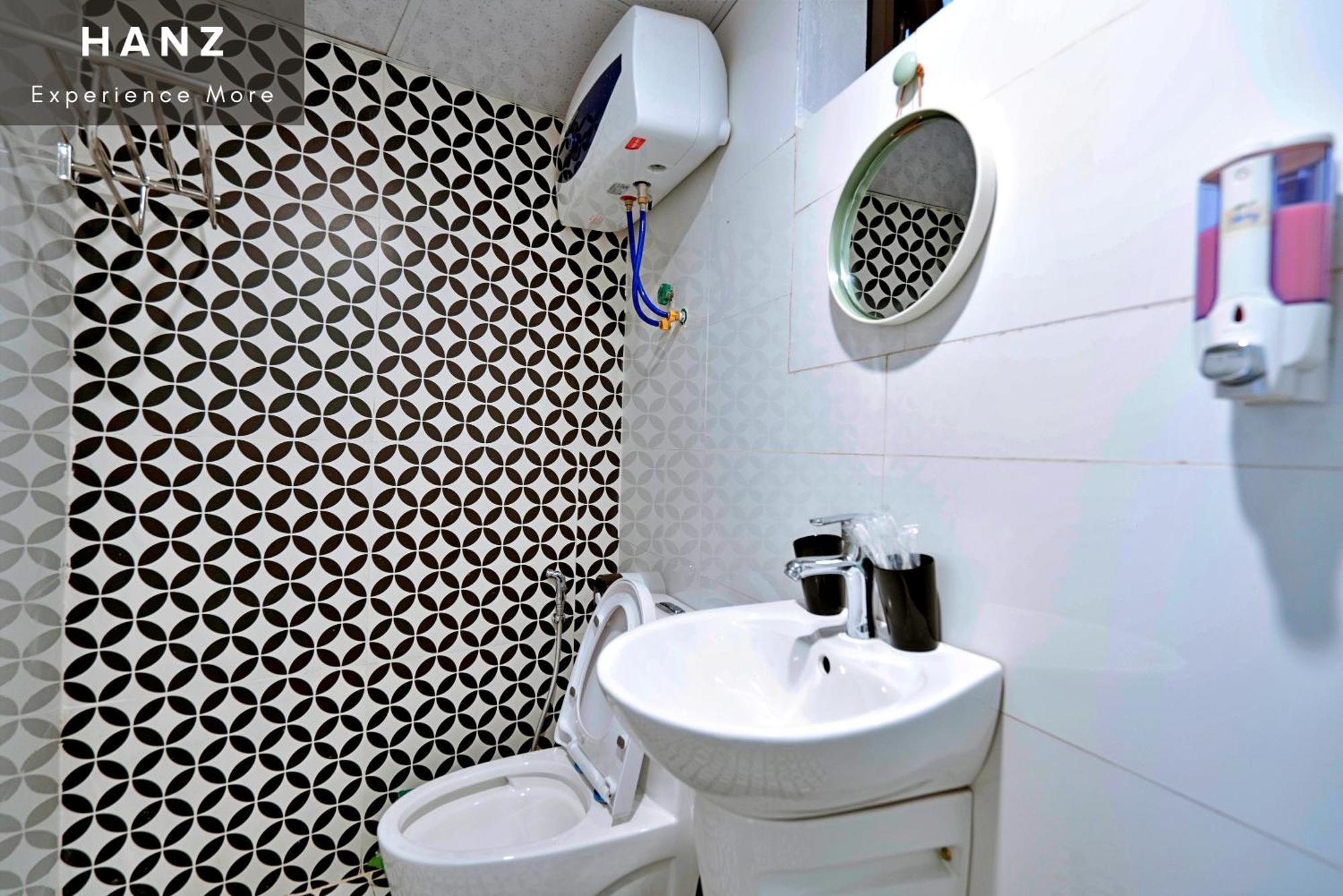 Private Room In Halong City Center - Hanz Almor1 Ha Long Quarto foto